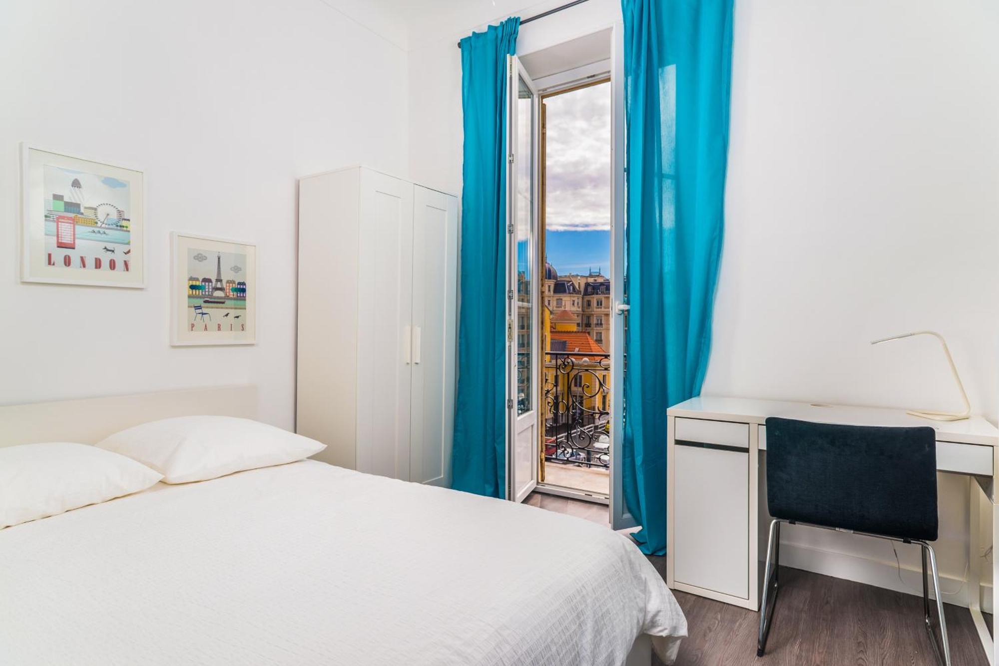 Modern 2-bedroom Center Niza